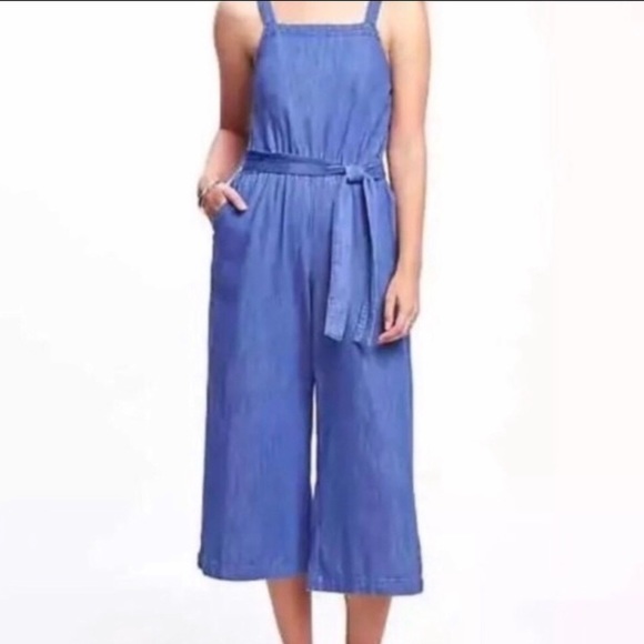 Old Navy Pants - Old Navy Chambray Cropped Wide Leg Jumpsuit